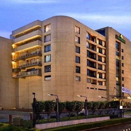 Savoy Suites Manesar Gurgaon Dış mekan fotoğraf