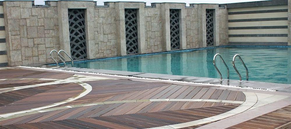 Savoy Suites Manesar Gurgaon Dış mekan fotoğraf