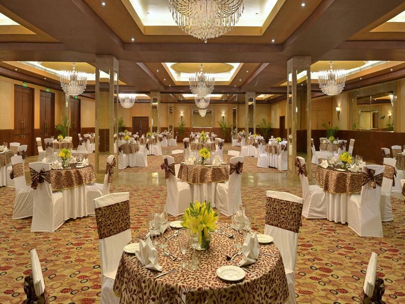 Savoy Suites Manesar Gurgaon Dış mekan fotoğraf
