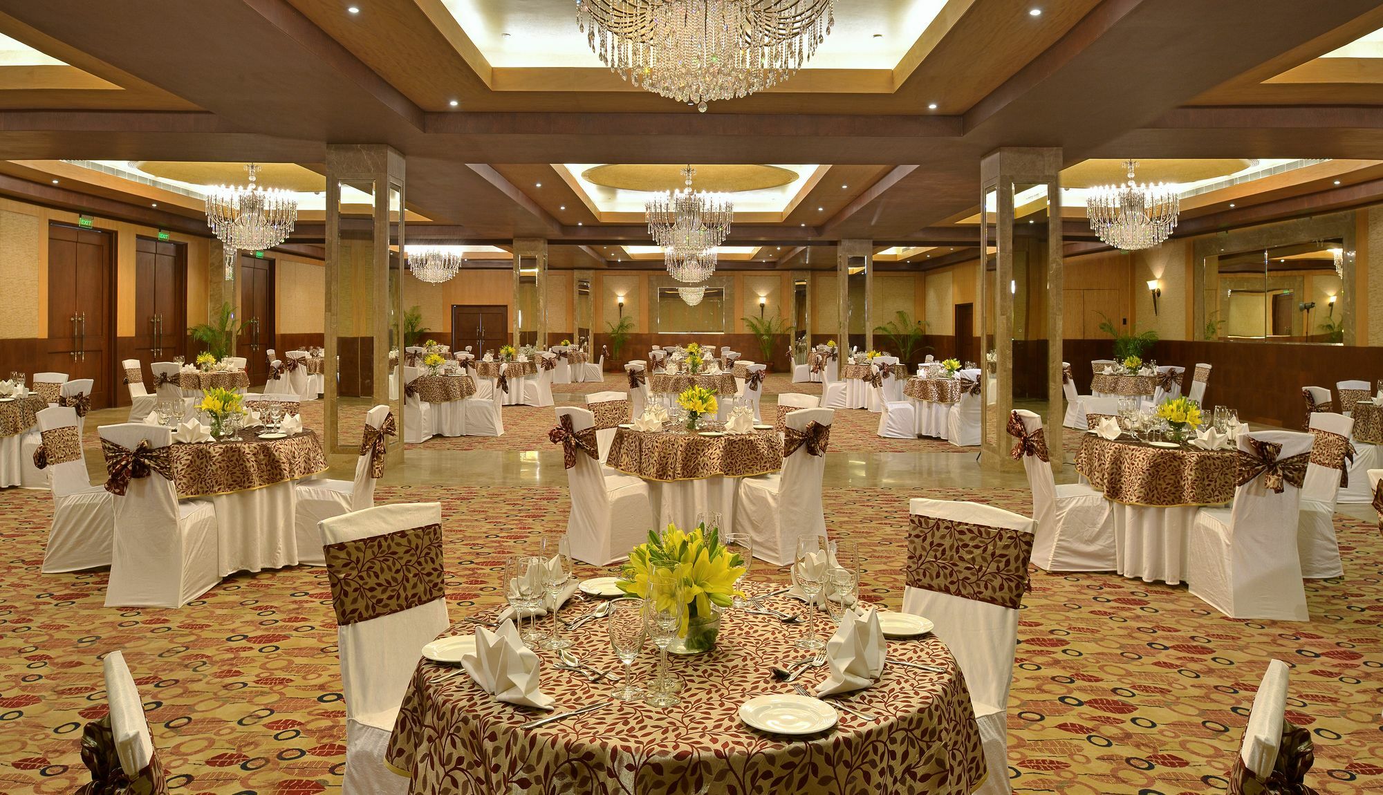 Savoy Suites Manesar Gurgaon Dış mekan fotoğraf
